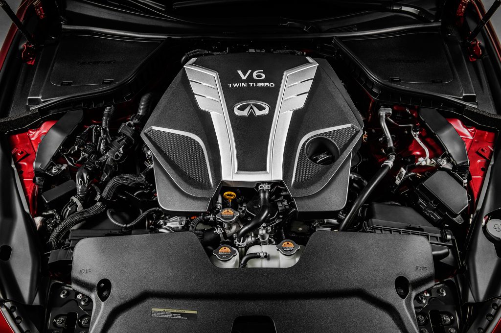 2016-Infiniti-Q50-V-6-twin-turbo-engine