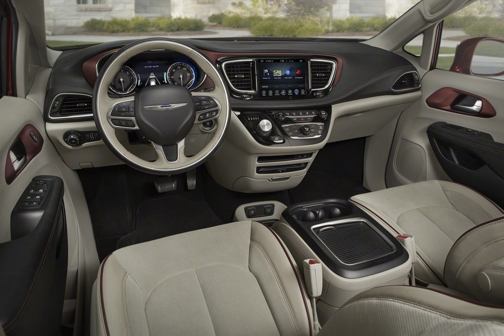 2017-chrysler-pacifica-limited-interior