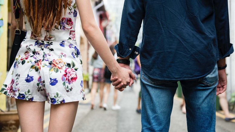 What to Wear on a Date – A Complete Guide for Him and Her